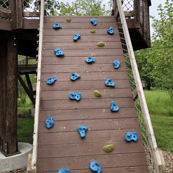 Lippold Park - Climbing wall - Hiking Near Me - Batavia, Illinois