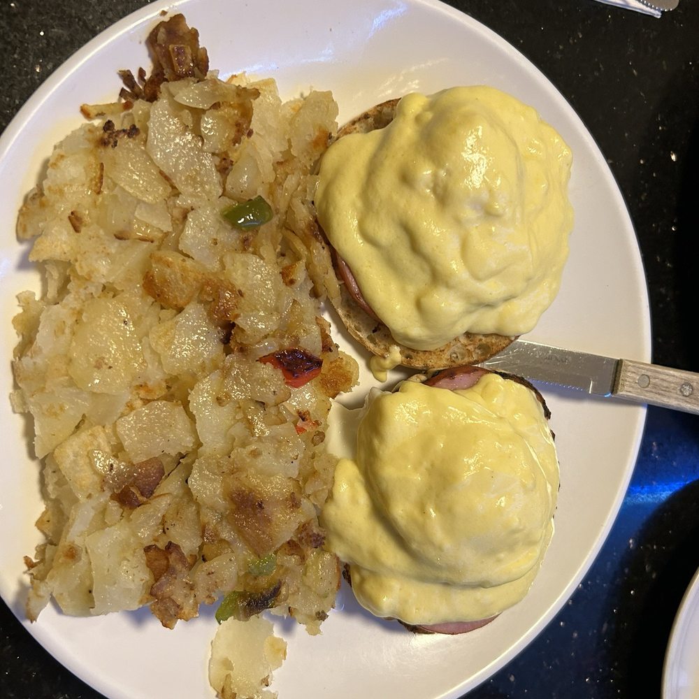 Parkview Diner - Eggs Benedict - Diners Near Me - Brooklyn, New York Parkview Diner - Eggs Benedict - Diners Near Me - Brooklyn, New York