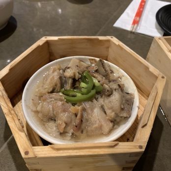 King Restaurant & Bar - Bars Near Me - Honolulu, Hawaii