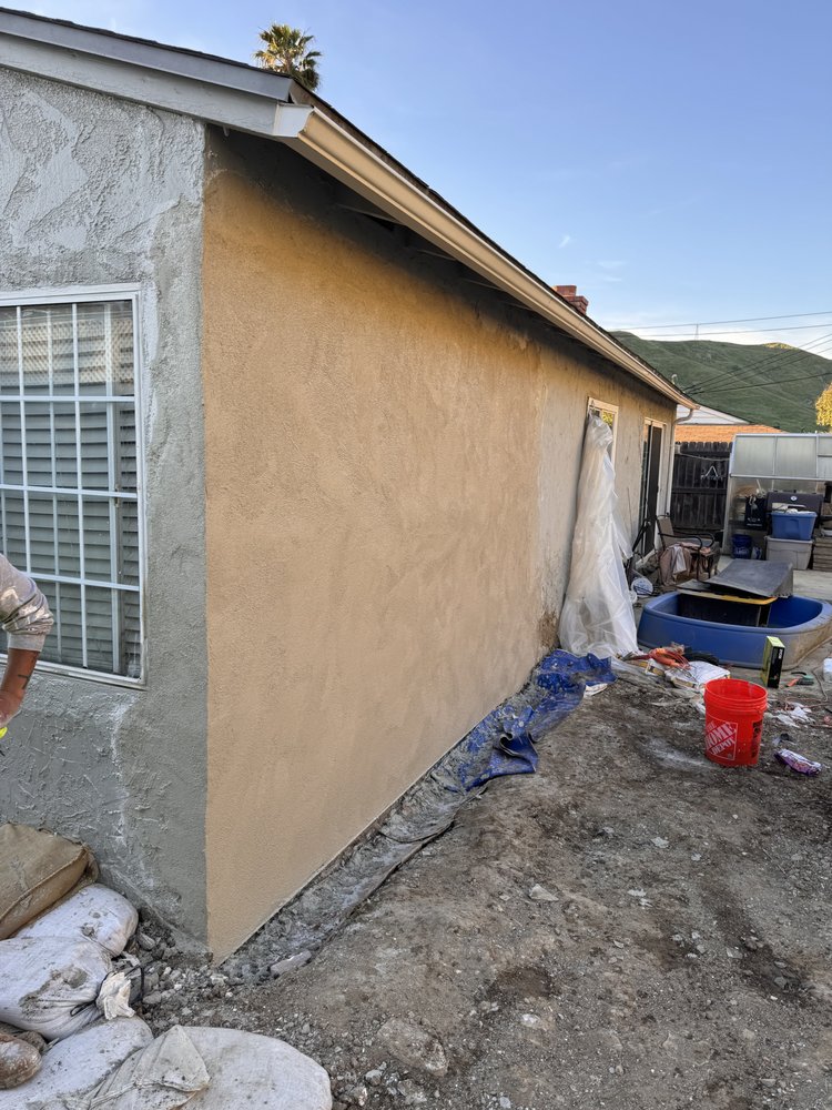 Slide of Elite Build Works