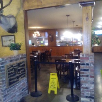 Wally's - American Near Me - Charleston, Missouri