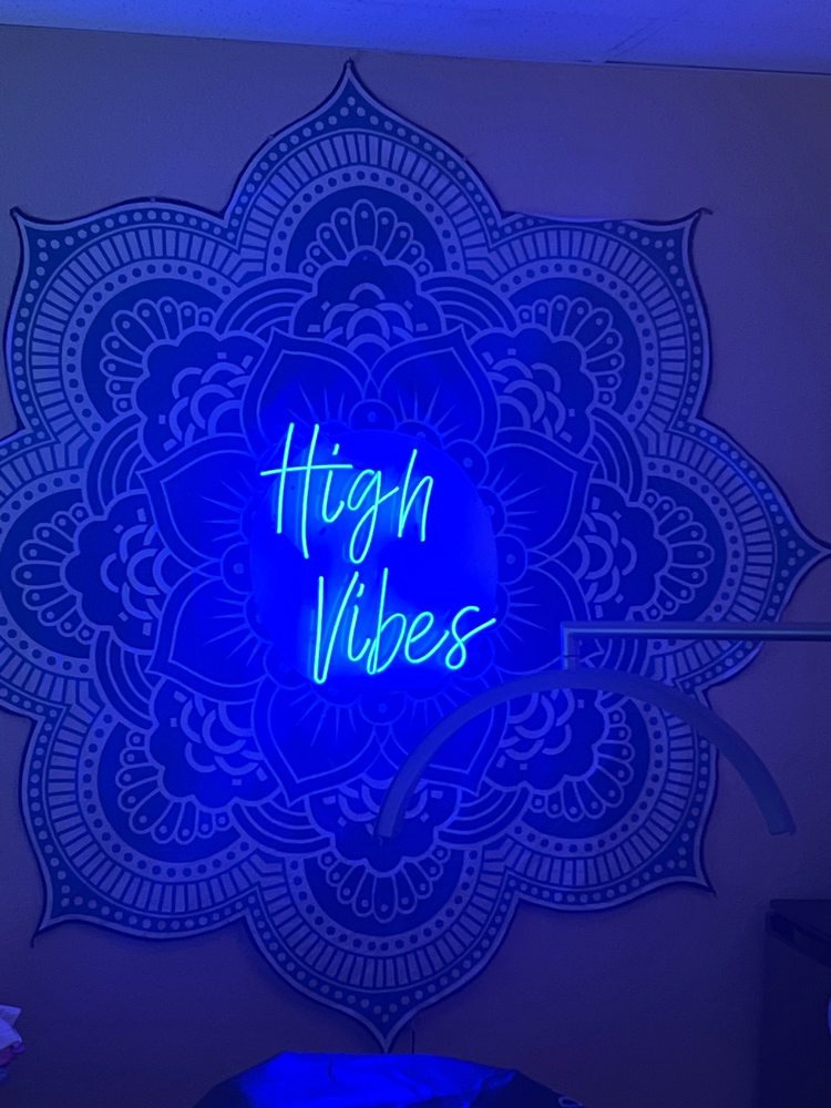 Wax & Relax Logo