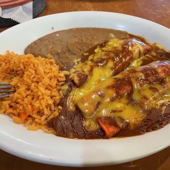 Sofia's Grill Mexican Restaurant - Beef Enchiladas - Mexican Near Me - San Antonio, Texas Sofia's Grill Mexican Restaurant - Beef Enchiladas - Mexican Near Me - San Antonio, Texas