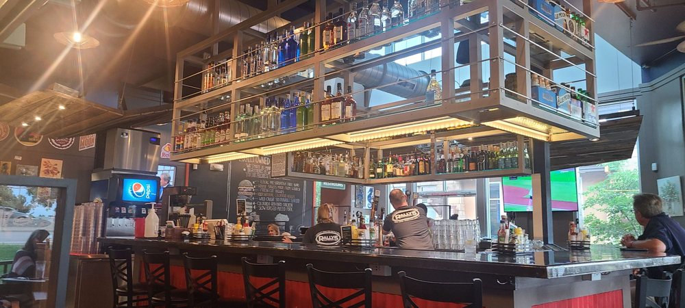 Rally5 Crafted Eats & Bar