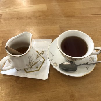 Proper Rose Garden - Honey Oolong Tea - Themed Cafes Near Me - Katy, Texas