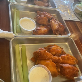 Neighbor's Kitchen & Yard - House Wings, Beer Guzzler Wings and Classic Buffalo Wings - Pizza Near Me - Bastrop, Texas Neighbor's Kitchen & Yard - House Wings, Beer Guzzler Wings and Classic Buffalo Wings - Pizza Near Me - Bastrop, Texas
