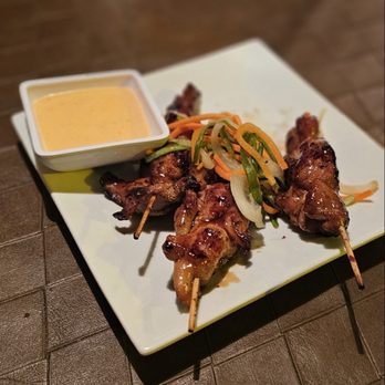 The Tasting Room - Chicken skewer - Cocktail Bars Near Me - Winter Garden, Florida