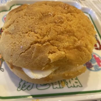 Hong Kong Cafe - Butter Pineapple Bun - Hong Kong Style Cafe Near Me - Walnut, California