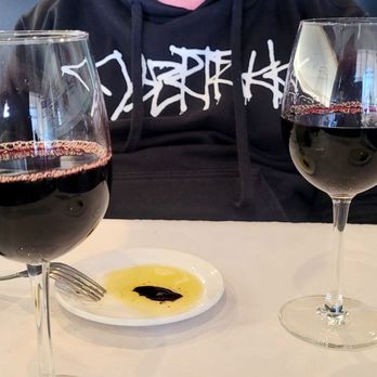 Finbars Italian Kitchen - Merlot - Italian Near Me - Seal Beach, California