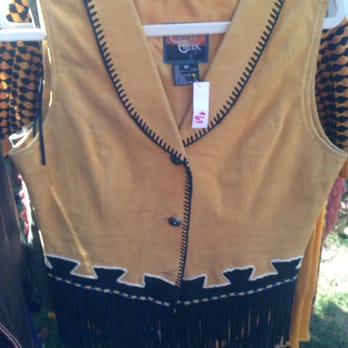 Veda Lux Boutique - Fringe benefits - Used, Vintage & Consignment Near Me - Spokane, Washington Veda Lux Boutique - Fringe benefits - Used, Vintage & Consignment Near Me - Spokane, Washington