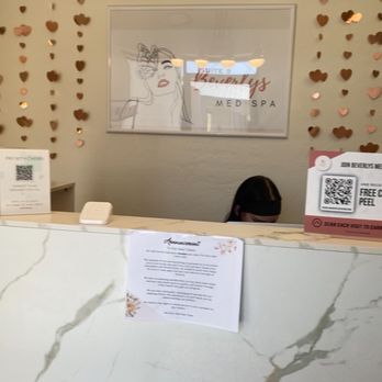 Beverlys Med Spa - Entering Beverly's Med Spa - Medical Spas Near Me - Chandler, Arizona