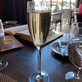 Oak Steakhouse - Sparkling wine - New American Near Me - Alpharetta, Georgia Oak Steakhouse - Sparkling wine - New American Near Me - Alpharetta, Georgia
