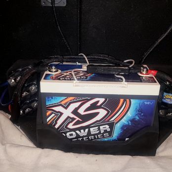 Audio Vision - 4 fuses & 1 isolator plus custom box for battery - Car Stereo Installation Near Me - Montclair, California Audio Vision - 4 fuses & 1 isolator plus custom box for battery - Car Stereo Installation Near Me - Montclair, California