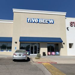 Five Below - Outside entrance