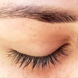 Oh! Sugar - Natural eyebrow sugaring cleanup. Regrowth.