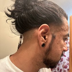 Glendale Barber Shop - Wtf is this shit? Not even a taper fade!
