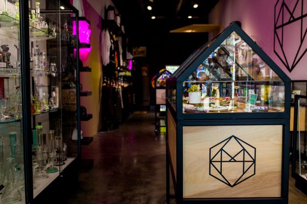 MARYJAE Cannabis Dispensary by null