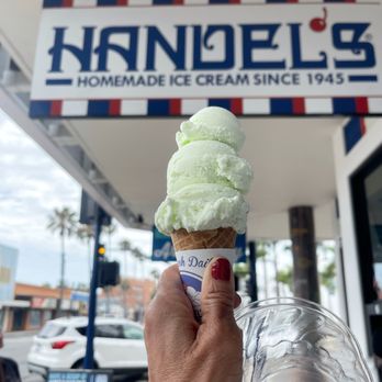 Handels Homemade Ice Cream - Small pistachio ice cream cone - Ice Cream & Frozen Yogurt Near Me - Oceanside, California