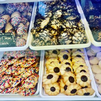 Los Hornitos Bakery - Got a basket of cookies like these to give as a housewarming gift to our host. - Latin American Near Me - Wappingers Falls, New York Los Hornitos Bakery - Got a basket of cookies like these to give as a housewarming gift to our host. - Latin American Near Me - Wappingers Falls, New York