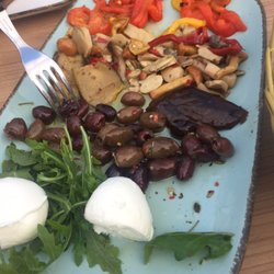 Lausbub Am Ostbahnhof - Große Portion Antipasti