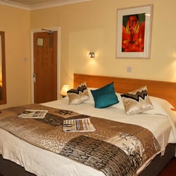 Garnish House - King-size Bed, pillow-top mattress