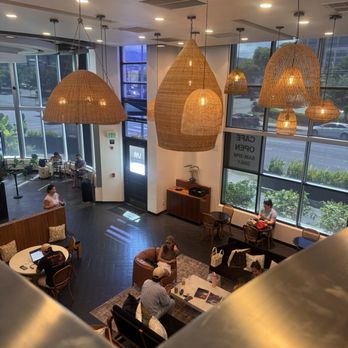 Everyday - A view from upstairs - Cafes Near Me - Honolulu, Hawaii