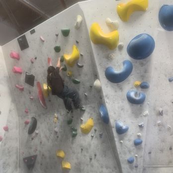 Aesthetic Climbing Gym - Climbing the wall - Climbing Near Me - Lake Forest, California