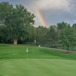 Square Links Golf Course and Practice Center 
