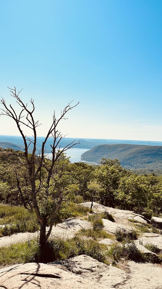 BEAR MOUNTAIN STATE PARK Updated September 2024 972 Photos & 252