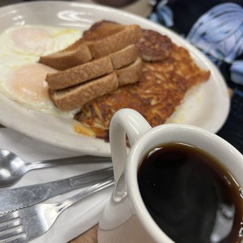 Bread & Butter Cafe - Two eggs and sausage with hash browns - Breakfast & Brunch Near Me - Tucson, Arizona Bread & Butter Cafe - Two eggs and sausage with hash browns - Breakfast & Brunch Near Me - Tucson, Arizona