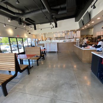 Prime Pizza - Inside - Pizza Near Me - El Segundo, California Prime Pizza - Inside - Pizza Near Me - El Segundo, California