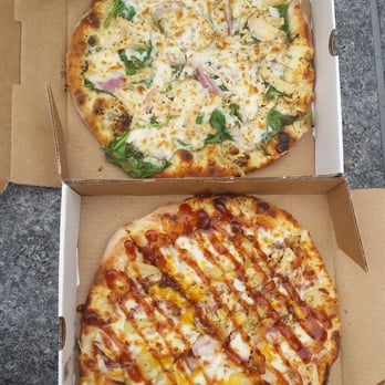Blues Fired Pizza - Chicken pesto and bbq chicken pizzas, yum!! - Food Trucks Near Me - St. Louis, Missouri Blues Fired Pizza - Chicken pesto and bbq chicken pizzas, yum!! - Food Trucks Near Me - St. Louis, Missouri