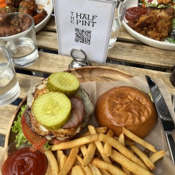 THE HALF PINT / ERNIE’S BAR - Updated December 2024 - 236 Photos & 501