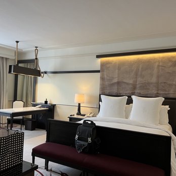 Four Seasons - Bedroom - Hotels Near Me - México, D.F., DIF Four Seasons - Bedroom - Hotels Near Me - México, D.F., DIF