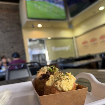 Kingyubu - Sushi Bars Near Me - Los Angeles, California Kingyubu - Sushi Bars Near Me - Los Angeles, California