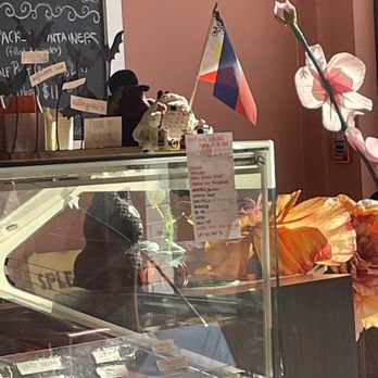 Splendora's Gelato Cafe - Gelato Near Me - Charlottesville, Virginia Splendora's Gelato Cafe - Gelato Near Me - Charlottesville, Virginia