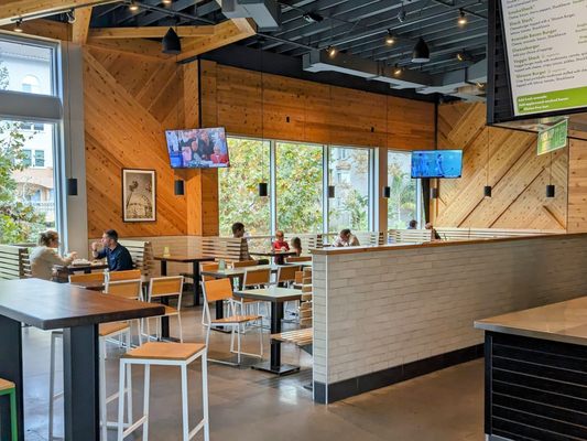 Shake Shack Mission Valley by null