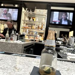 Claraboya Scratch Kitchen & Bar - Bar area