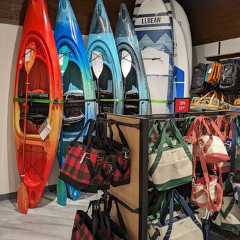 L.L. Bean - Sale on totes - Outdoor Gear Near Me - Oakville, Ontario L.L. Bean - Sale on totes - Outdoor Gear Near Me - Oakville, Ontario
