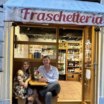 Fraschetteria - Enjoying a great wine recommendation - Roman Near Me - Rome, RM
