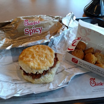 Chick-fil-A - Fast Food Near Me - Vernon Hills, Illinois