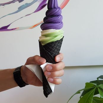 iHalo Krunch - Ice Cream & Frozen Yogurt Near Me - Toronto, Ontario iHalo Krunch - Ice Cream & Frozen Yogurt Near Me - Toronto, Ontario