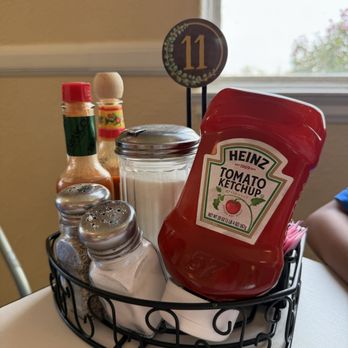 Flight Line Café - Breakfast & Brunch Near Me - Fresno, California