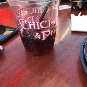 Chickie's & Pete's Cafe - Drink - Seafood Near Me - Philadelphia, Pennsylvania Chickie's & Pete's Cafe - Drink - Seafood Near Me - Philadelphia, Pennsylvania