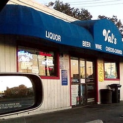 Val's Liquors