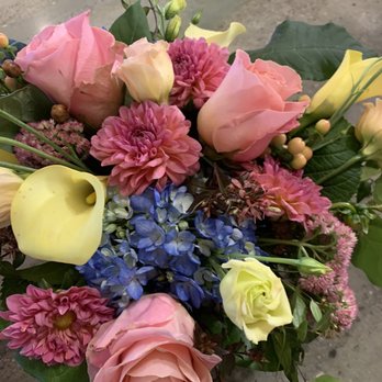 Fleurs Du Soleil - Received flowers. - Florists Near Me - Monterey, California