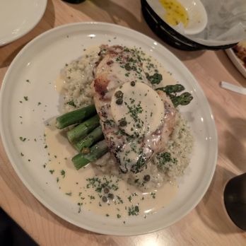 la Stalla - Chicken Picatta - Italian Near Me - Stoughton, Massachusetts la Stalla - Chicken Picatta - Italian Near Me - Stoughton, Massachusetts