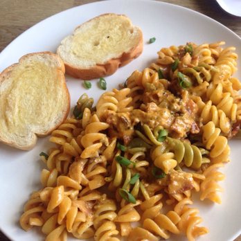 La Buena Vida - Pasta Farmicia - Pubs Near Me - Arecibo, Puerto Rico