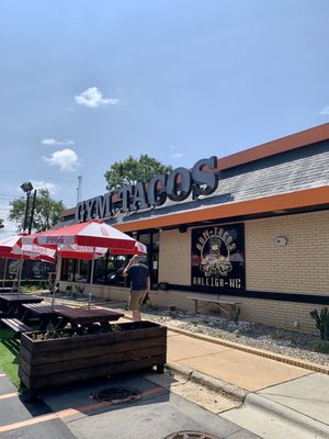 Gym Tacos 2 restaurant by null