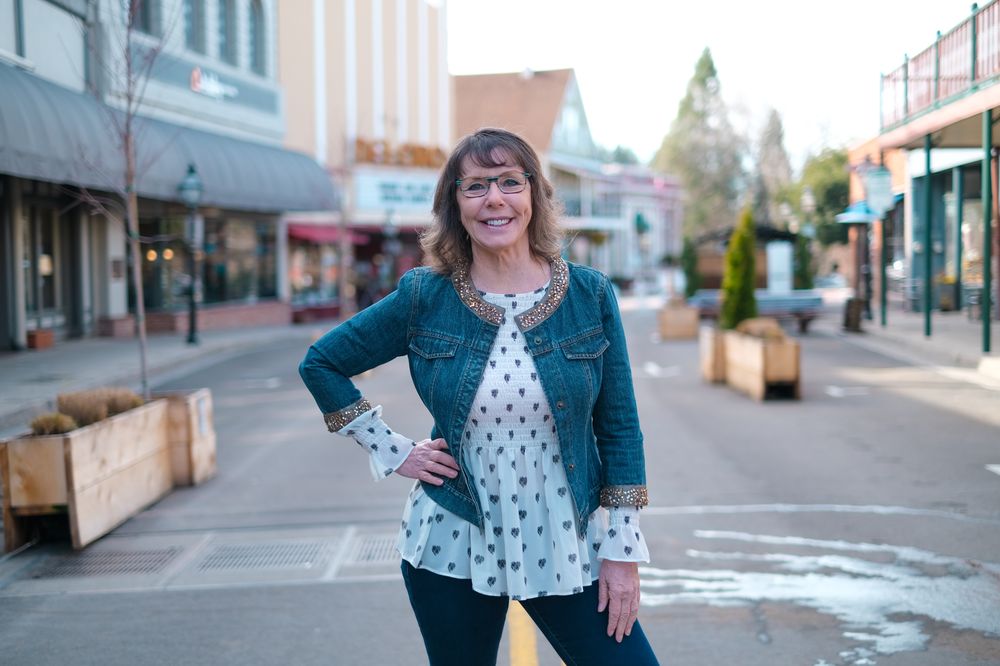 SUZI KERSTON REMAX 776 B Freeman Ln, Grass Valley, California Real